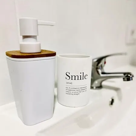 & Center Διαμέρισμα